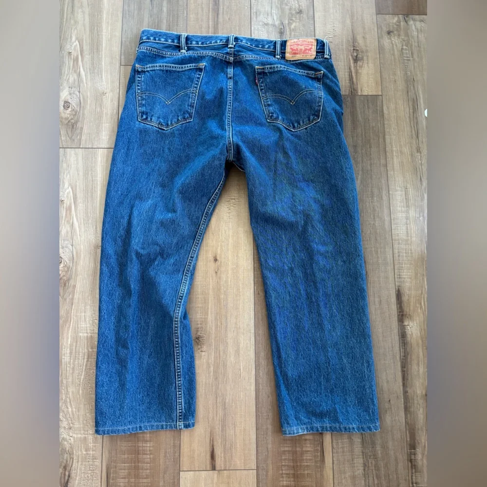 Levis men’s 505 jeans medium wash EUC W42 L30